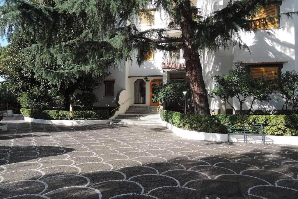 Virginia'S Guest House Сорренто Екстер'єр фото